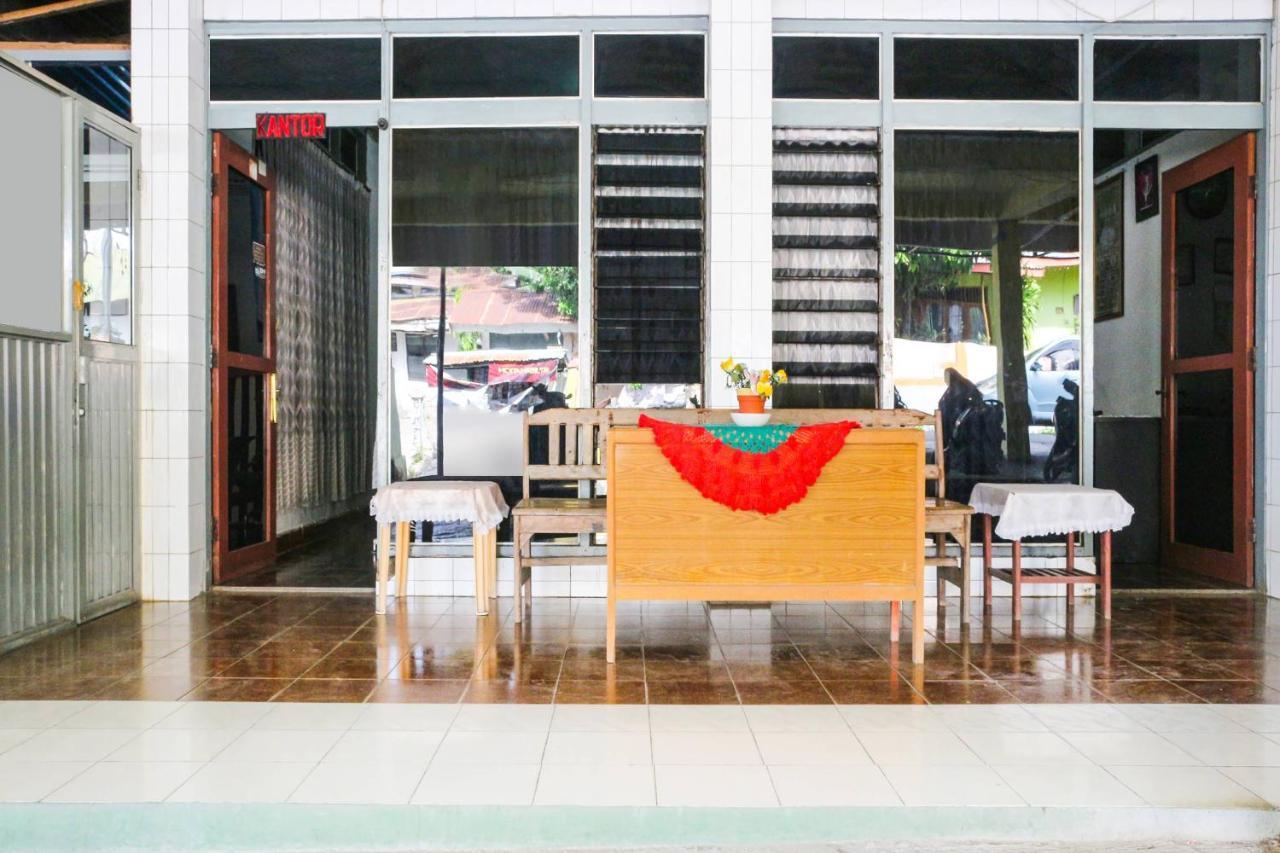SPOT ON 91212 Hotel Kelimutu Kupang  Exterior foto